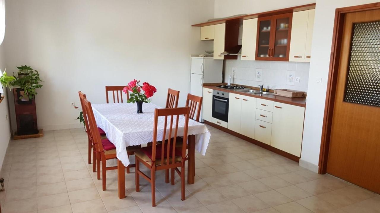 Comfort Apartment On The Beach 칼리 외부 사진