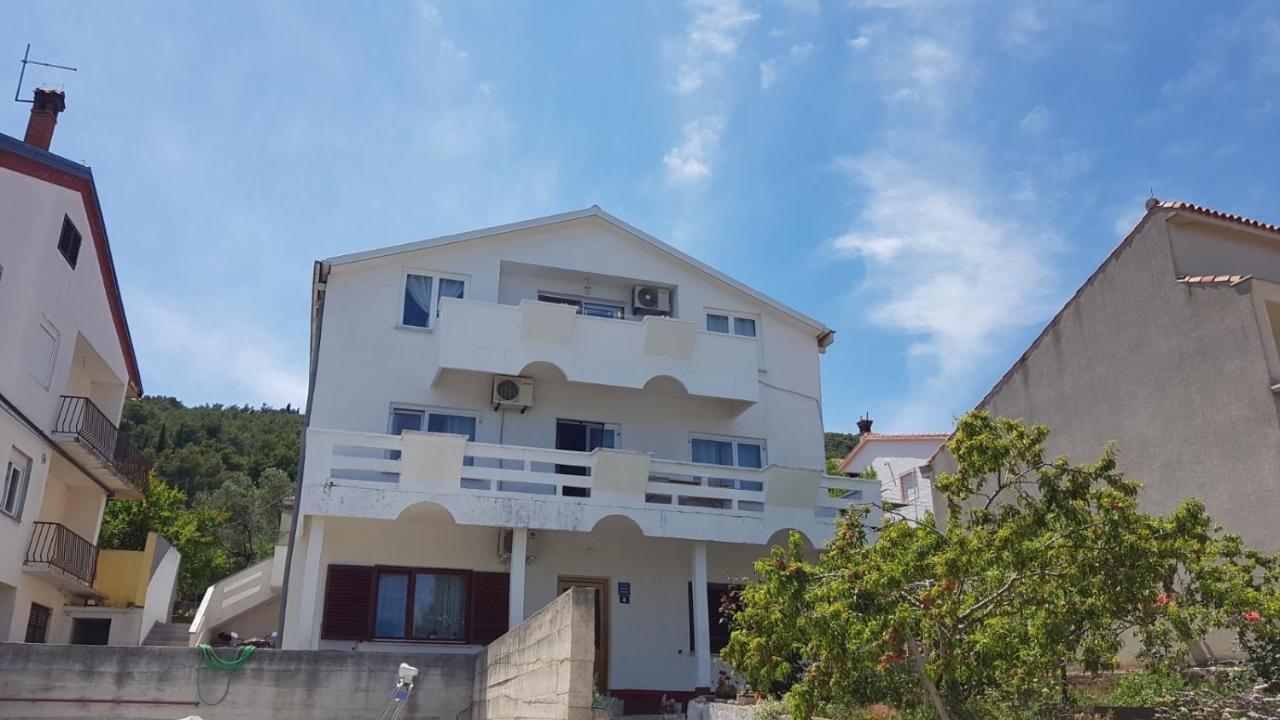 Comfort Apartment On The Beach 칼리 외부 사진
